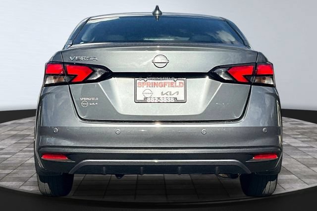 Used 2025 Nissan Versa SV w/ Trunk Package FWD image 5