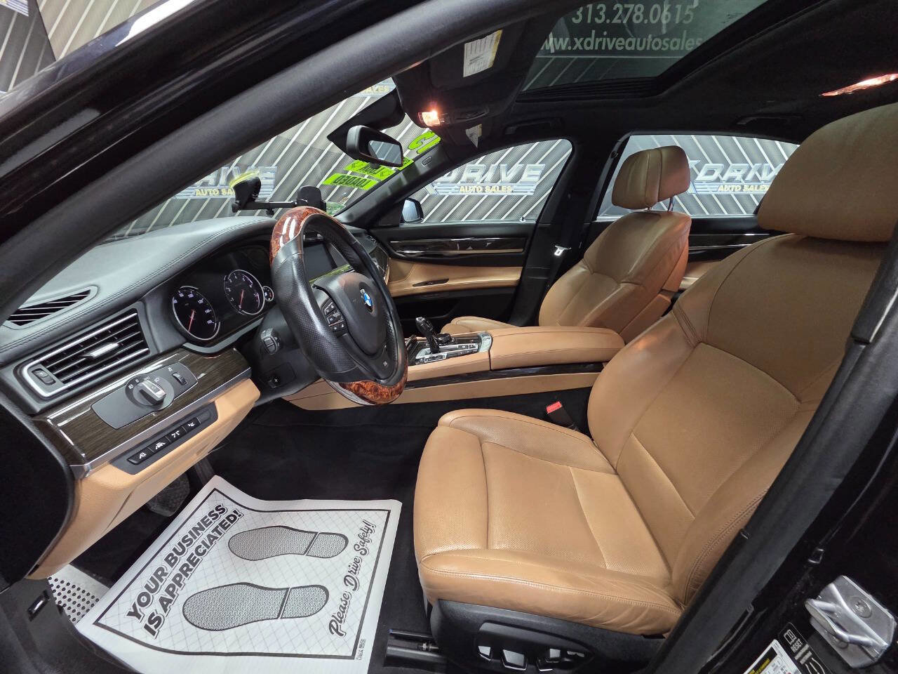 Used 2015 BMW 750Li image 18