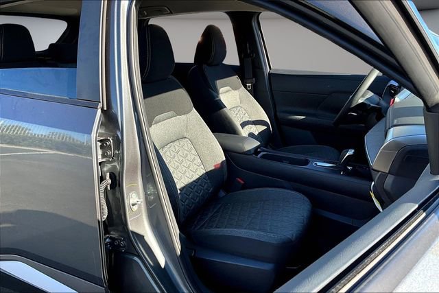 New 2026 Nissan Kicks SV FWD image 10