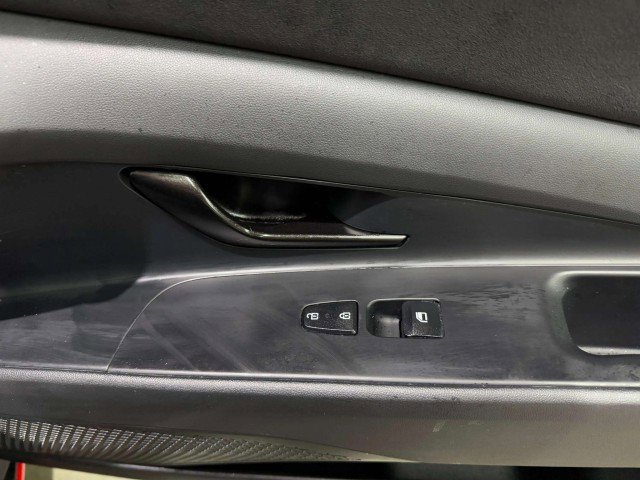 Used 2024 Hyundai Elantra N image 46