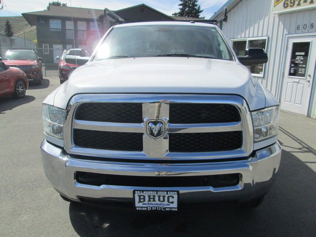 Used 2017 RAM 3500 SLT AWD/4WD image 2