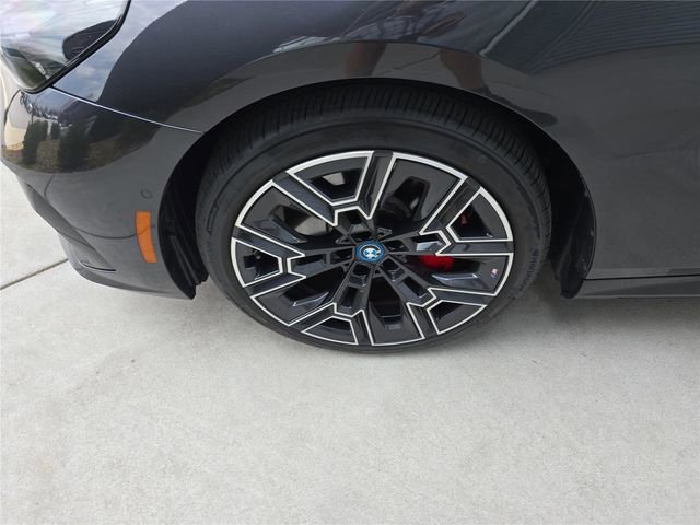 Used 2025 BMW i5 M60 w/ Premium Package AWD/4WD image 12