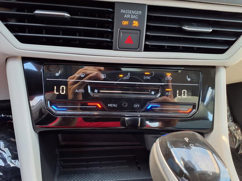 New 2025 Volkswagen Jetta SE image 15