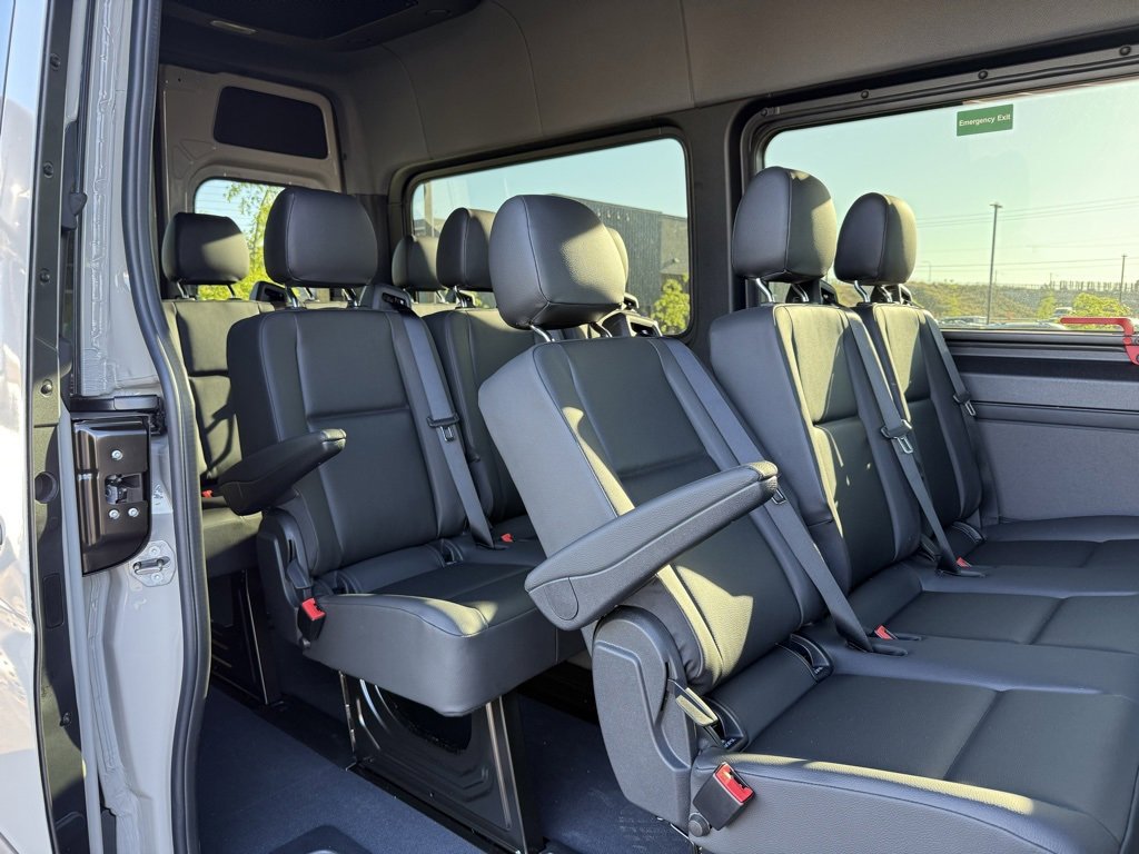 New 2025 Mercedes-Benz Sprinter 2500 image 5