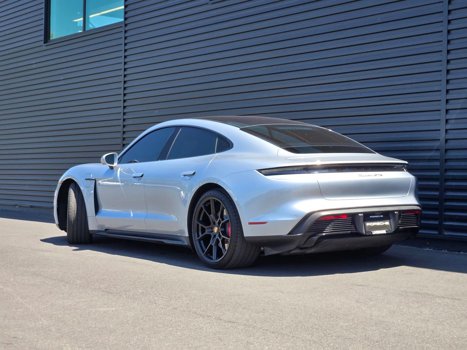 Certified 2022 Porsche Taycan GTS w/ Premium Package (P6U) AWD/4WD image 3