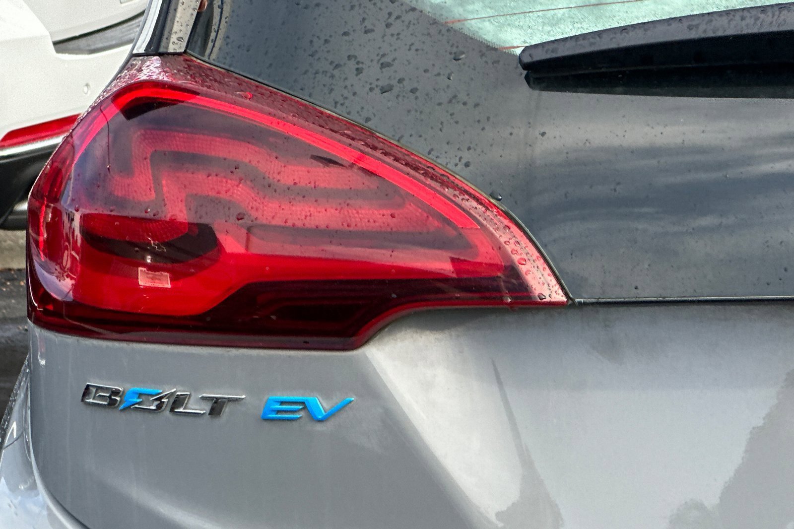 Used 2019 Chevrolet Bolt Premier w/ Infotainment Package image 47