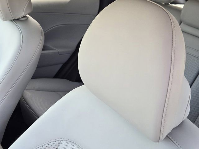 Certified 2025 Hyundai Kona Limited image 14