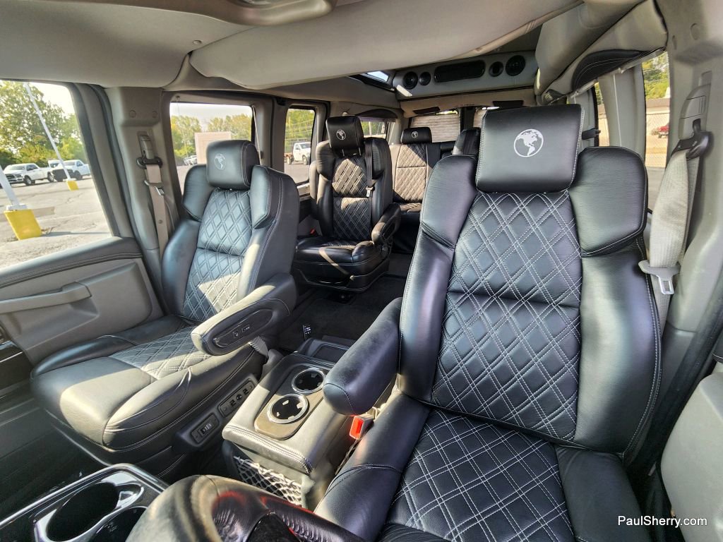 Used 2021 Chevrolet Express 2500 image 35