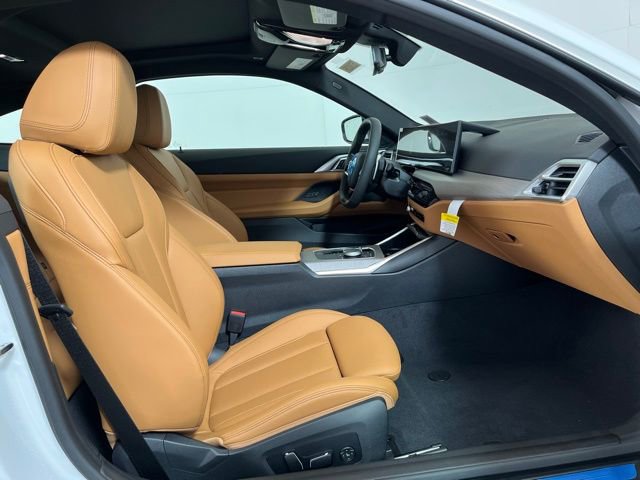 Used 2025 BMW 430i xDrive Coupe w/ Convenience Package AWD/4WD image 21