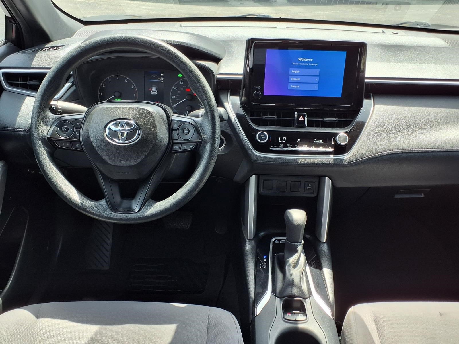 Used 2023 Toyota Corolla Cross AWD Hybrid image 13