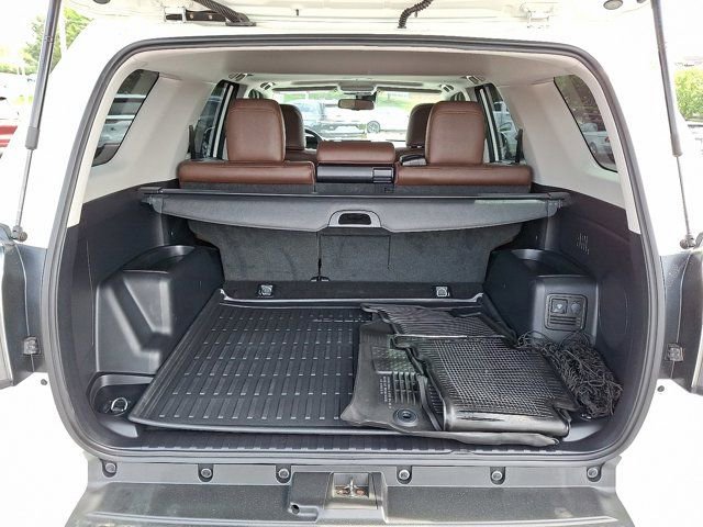 Used 2021 Toyota 4Runner Limited AWD/4WD image 35