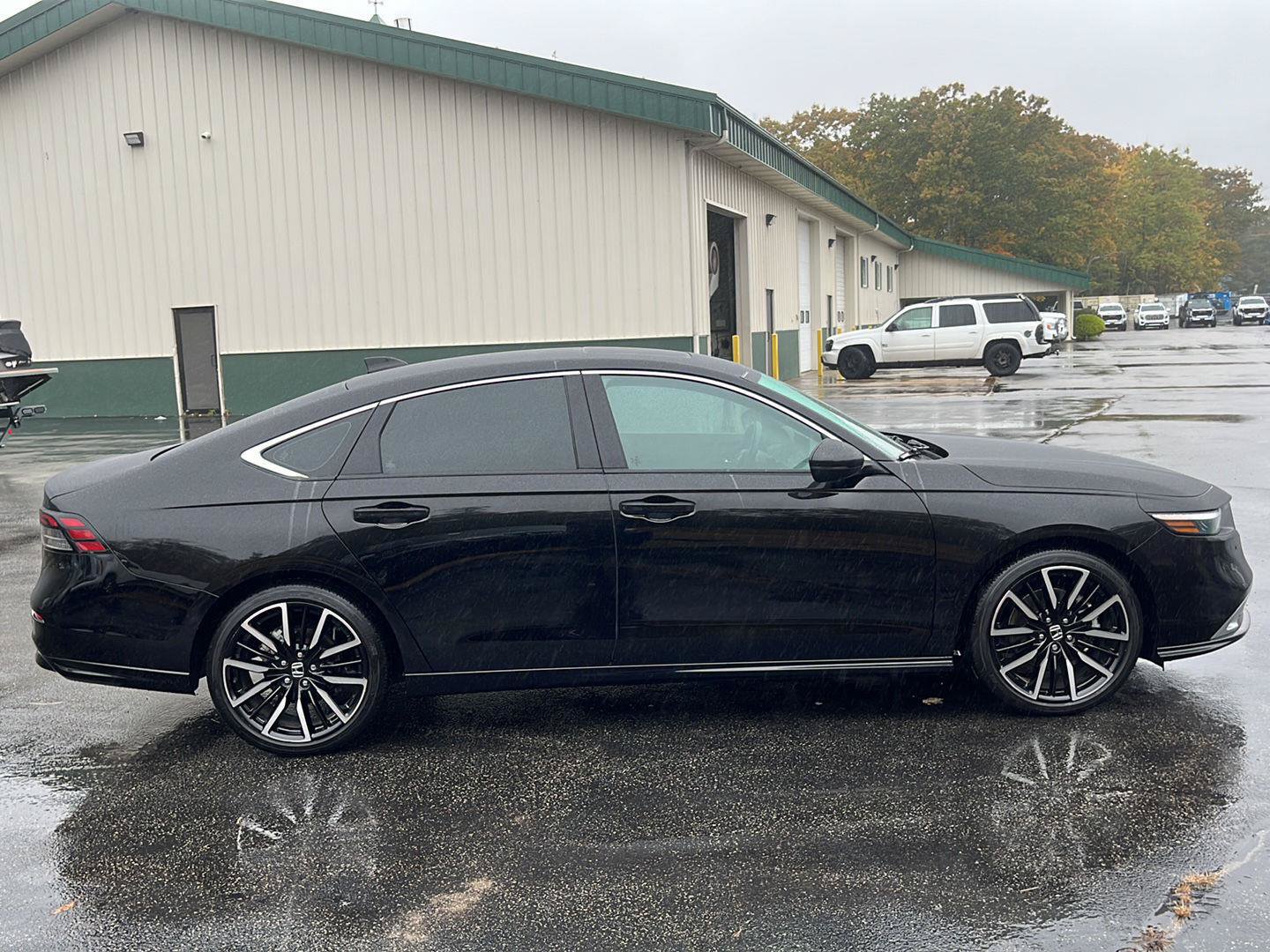 Used 2025 Honda Accord Touring image 14
