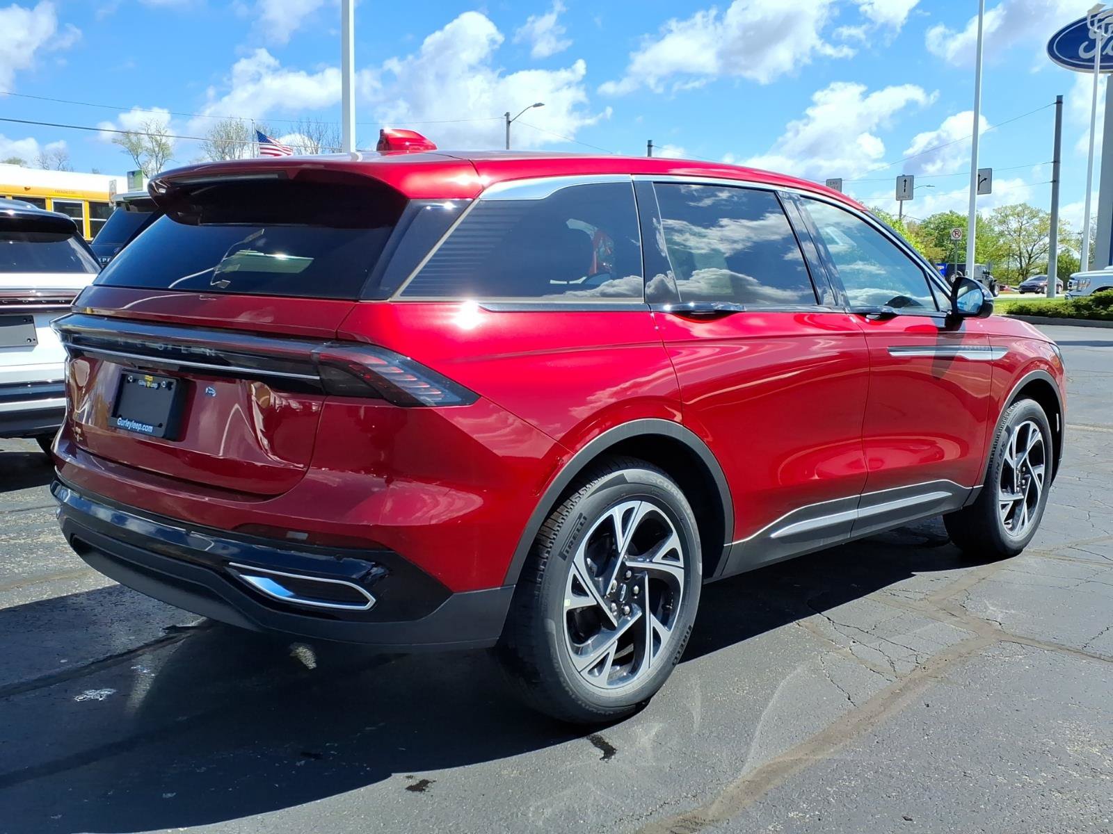 New 2026 Lincoln Nautilus Premier AWD/4WD image 9