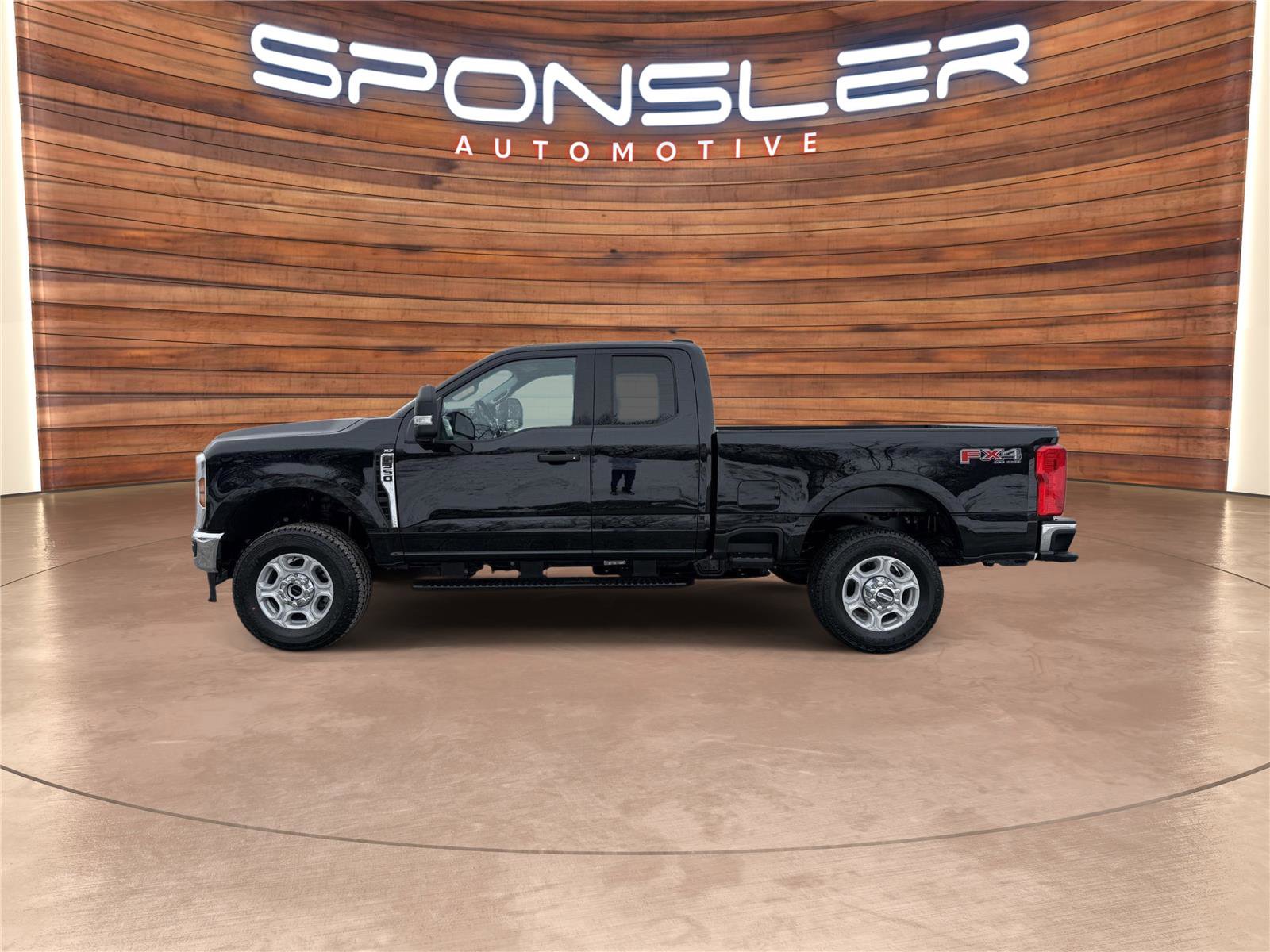 New 2026 Ford F350 XLT w/ FX4 Off-Road Package image 2