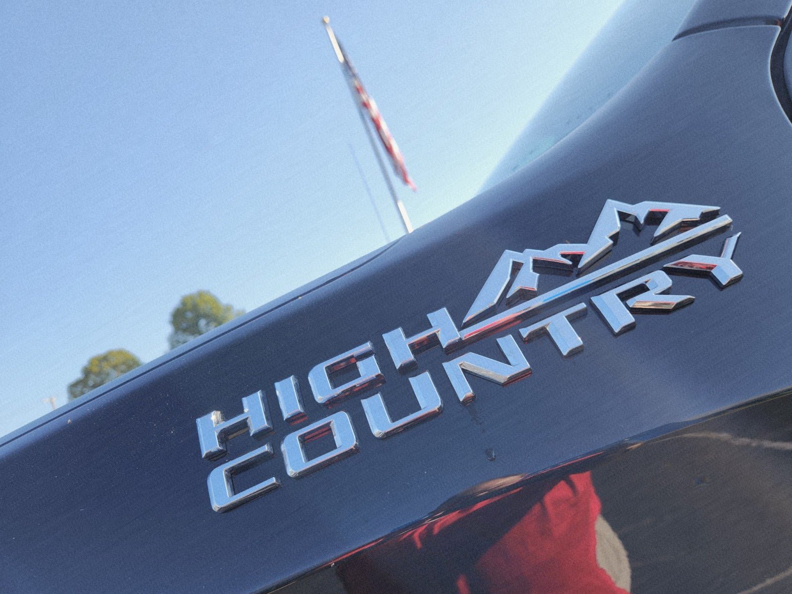 Used 2021 Chevrolet Silverado 1500 High Country w/ Technology Package AWD/4WD image 11