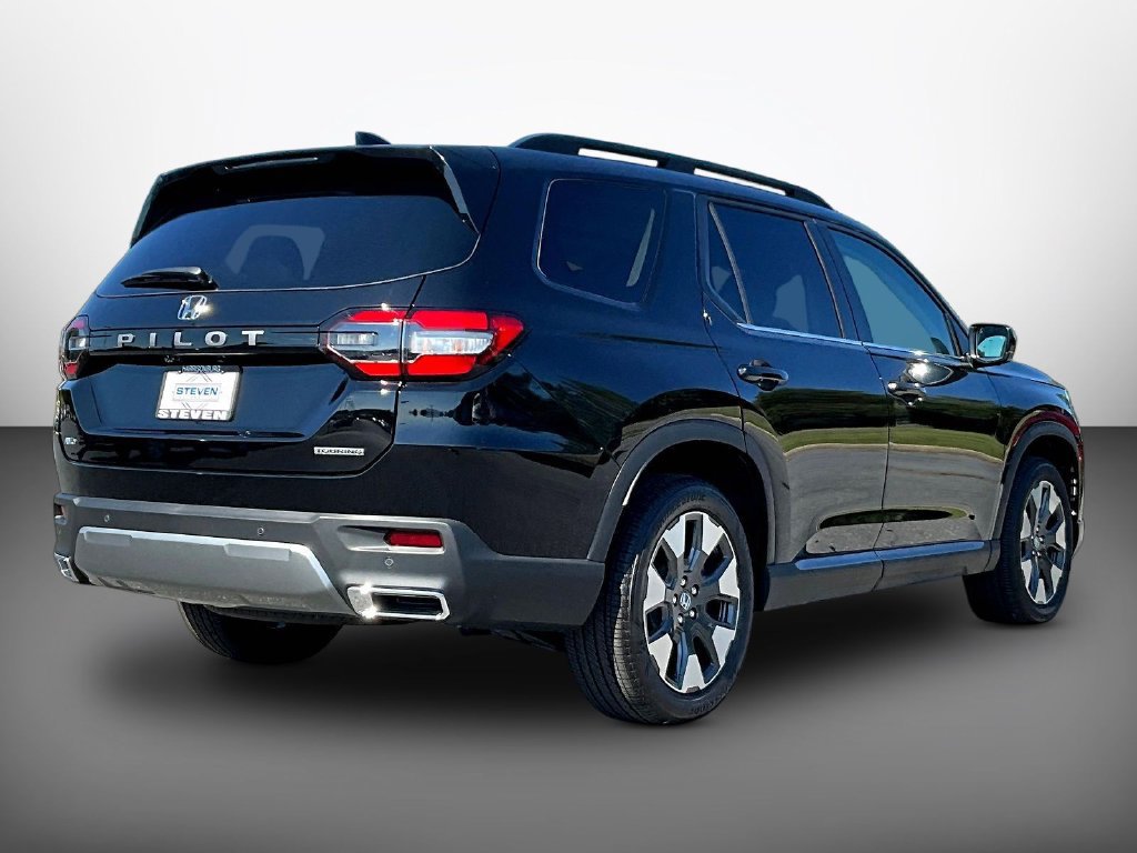 New 2026 Honda Pilot Touring image 6
