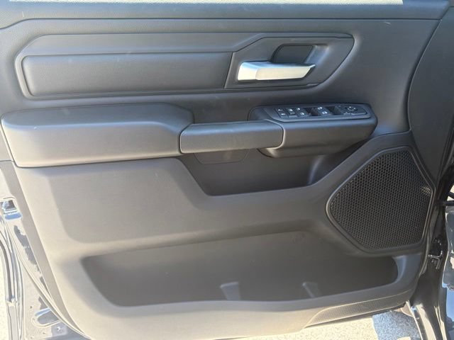 New 2026 RAM 1500 Express AWD/4WD image 11
