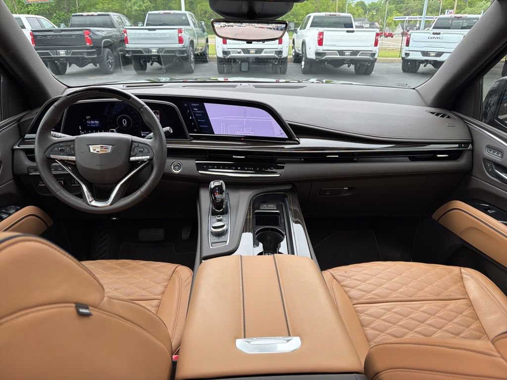 Used 2024 Cadillac Escalade ESV Sport AWD/4WD image 31