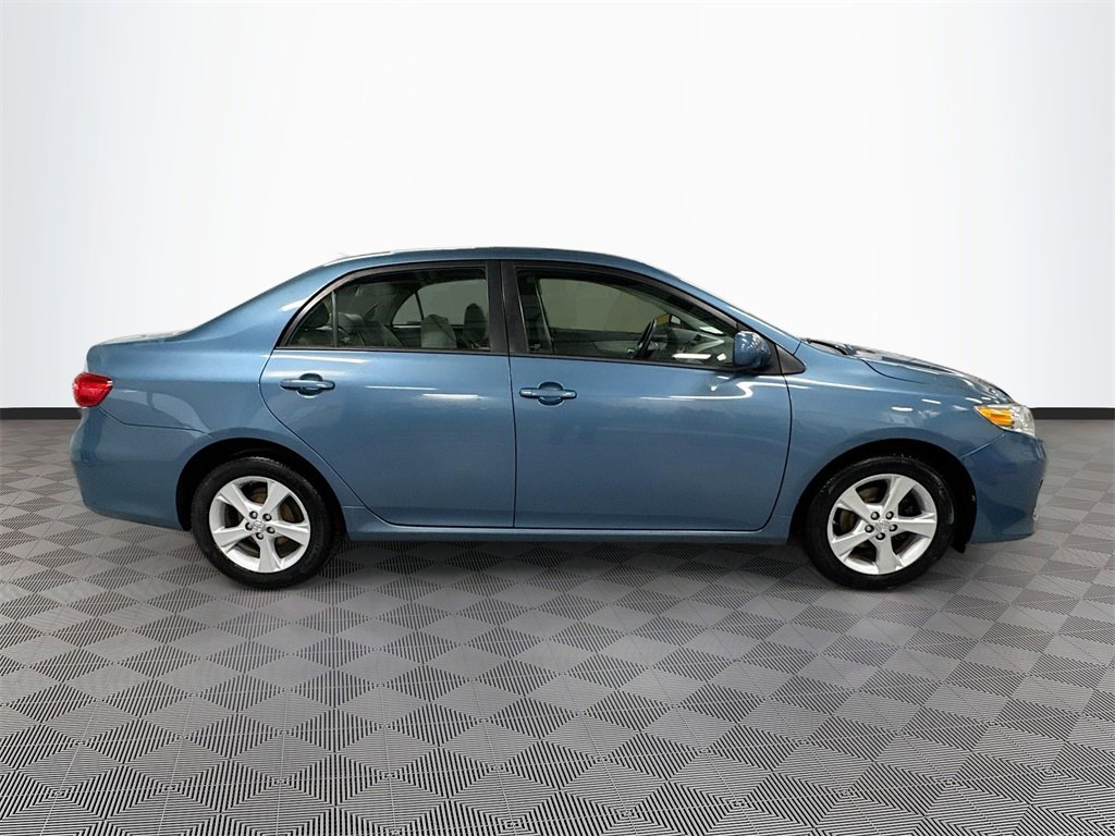 Used 2012 Toyota Corolla LE image 35