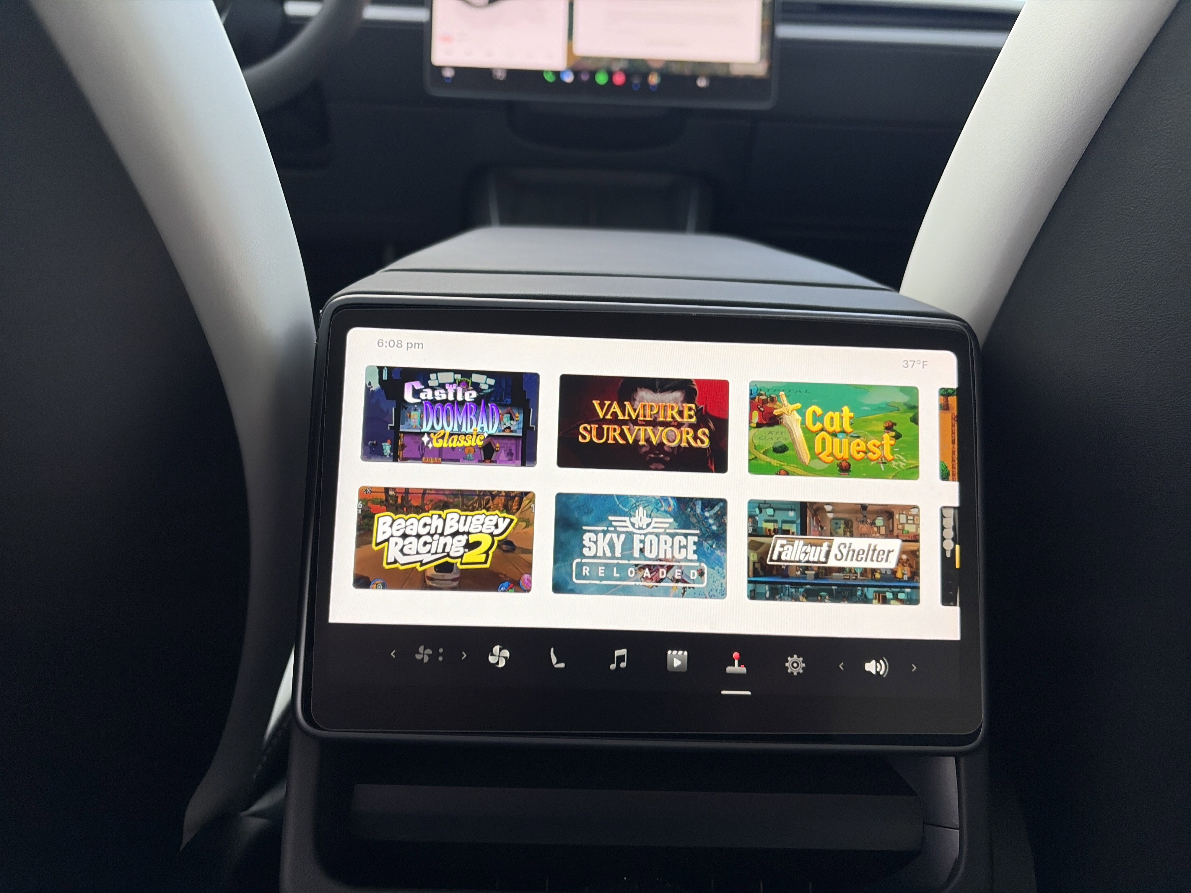 Used 2026 Tesla Model Y image 25