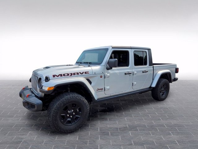 Used 2023 Jeep Gladiator Mojave w/ Cold Weather Group AWD/4WD image 3