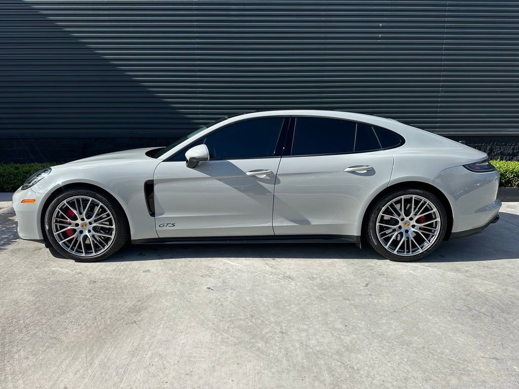 Certified 2023 Porsche Panamera GTS image 2