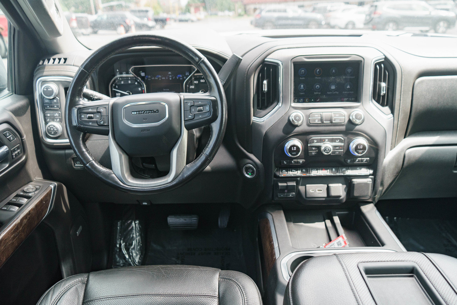 Used 2020 GMC Sierra 1500 Denali w/ Technology Package AWD/4WD image 12
