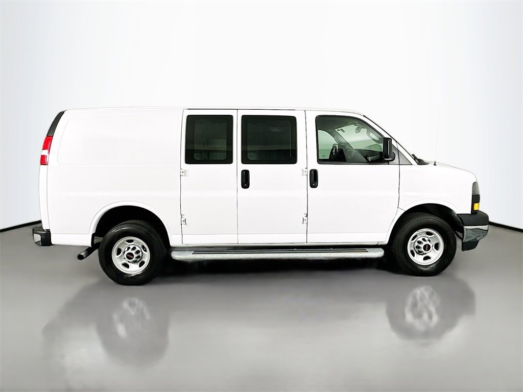Used 2023 GMC Savana 2500 w/ Driver Convenience Package image 8