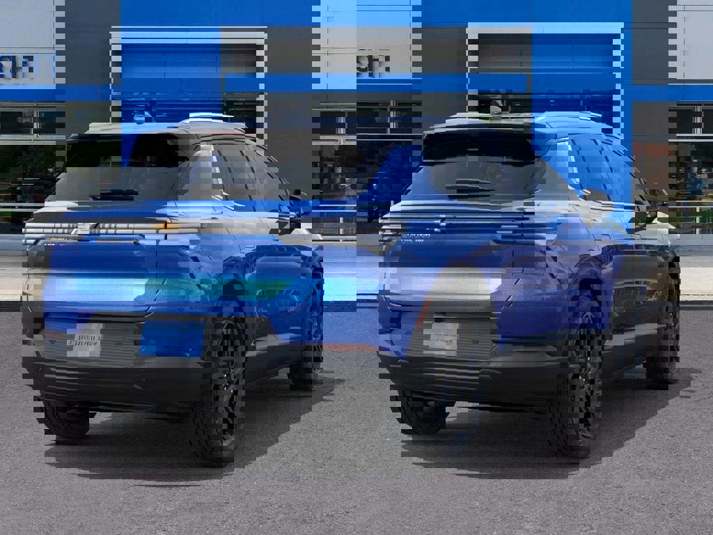 New 2026 Chevrolet Equinox EV LT image 4