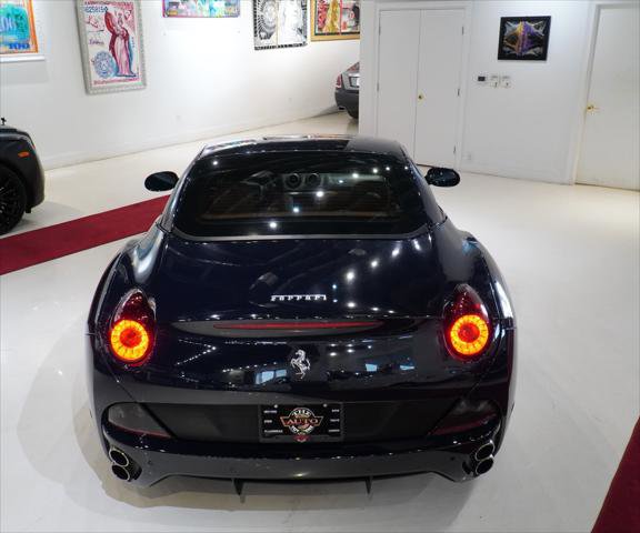 Used 2012 Ferrari California image 12