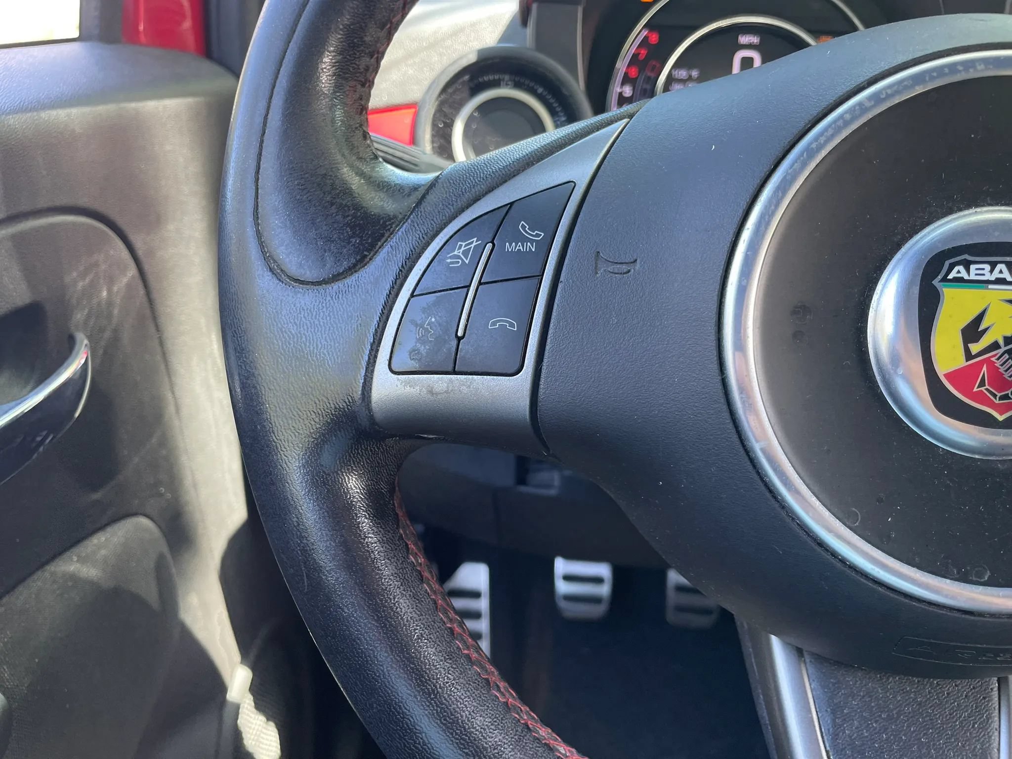 Used 2015 FIAT 500 Abarth FWD image 15