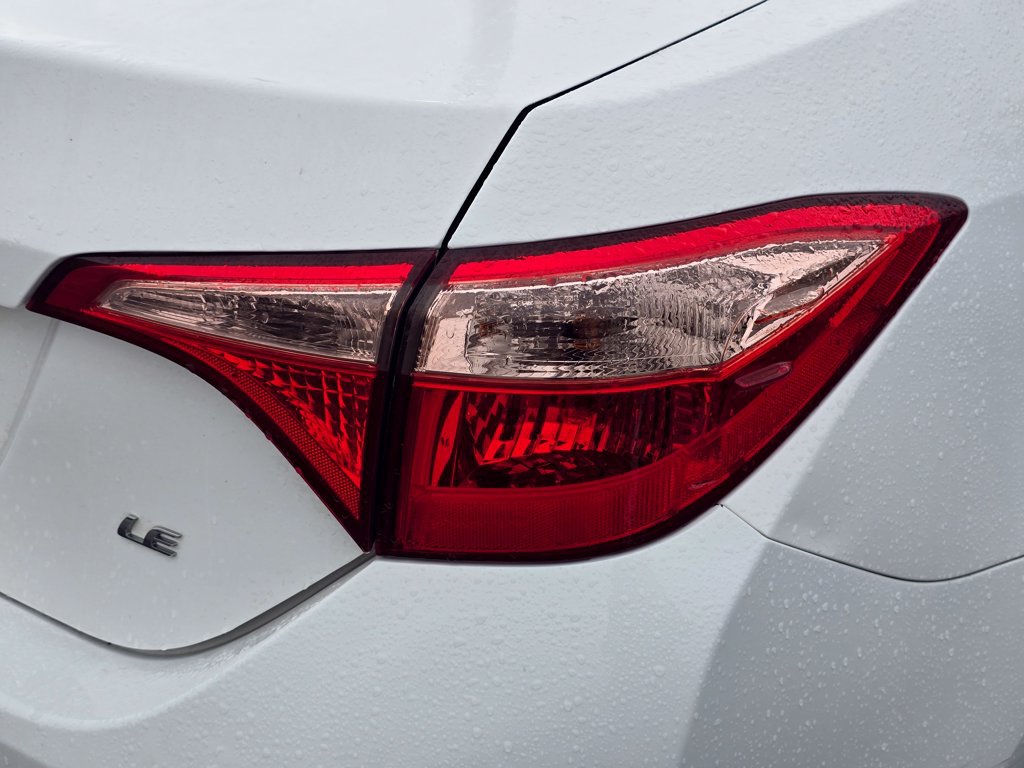 Used 2019 Toyota Corolla LE FWD image 12