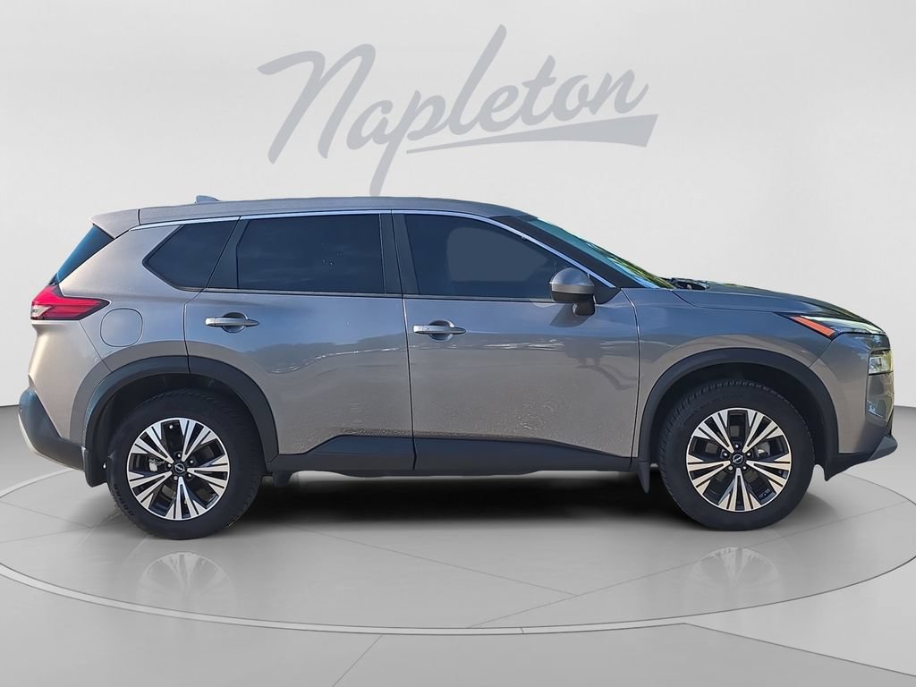 Used 2023 Nissan Rogue SV AWD/4WD image 7