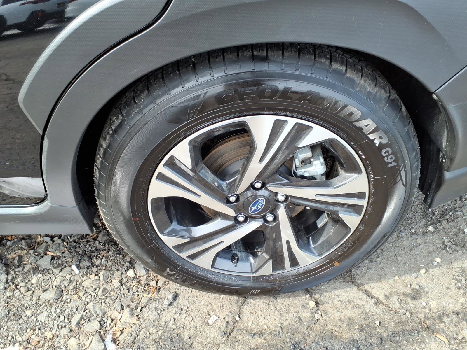 Certified 2025 Subaru Crosstrek 2.0i Premium image 3