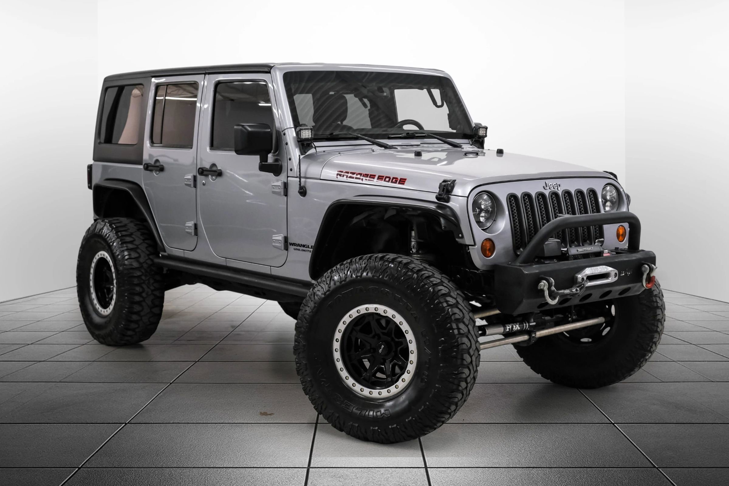 Used 2013 Jeep Wrangler Unlimited Sahara w/ Connectivity Group image 6