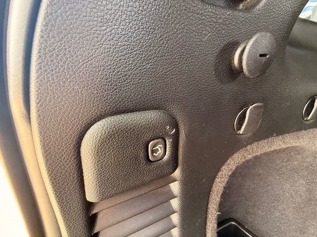 Used 2019 Jeep Grand Cherokee Altitude RWD image 26
