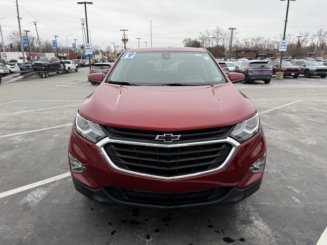 Used 2019 Chevrolet Equinox LT w/ Driver Convenience Package image 2