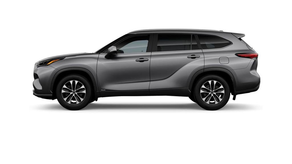 Certified 2026 Toyota Highlander XLE image 4