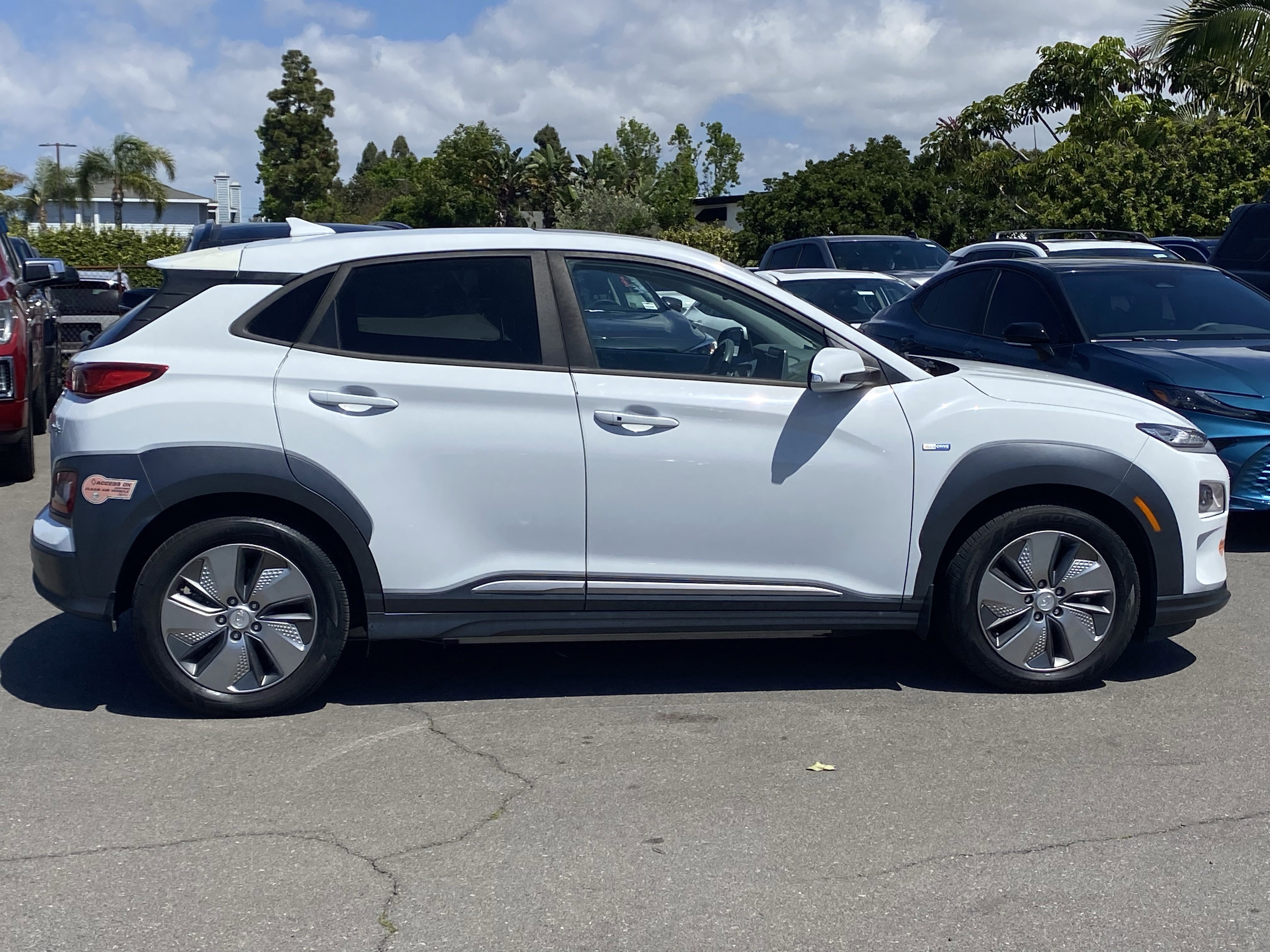 Used 2020 Hyundai Kona Ultimate w/ Cargo Package image 2