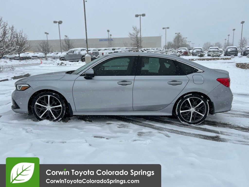 Used 2023 Honda Civic Touring image 4