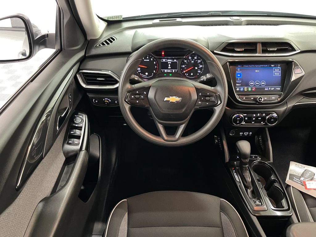 Certified 2023 Chevrolet TrailBlazer LT w/ Convenience Package AWD/4WD image 19