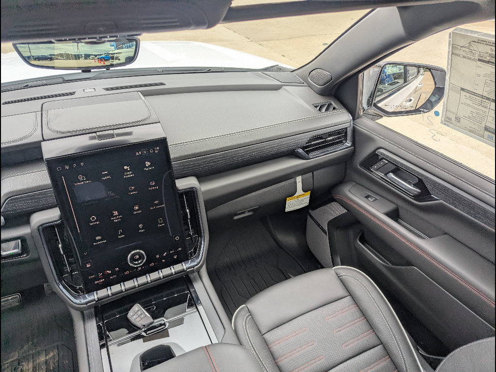 New 2026 GMC Yukon AT4 Ultimate w/ LPO, Floor Liner Package AWD/4WD image 23