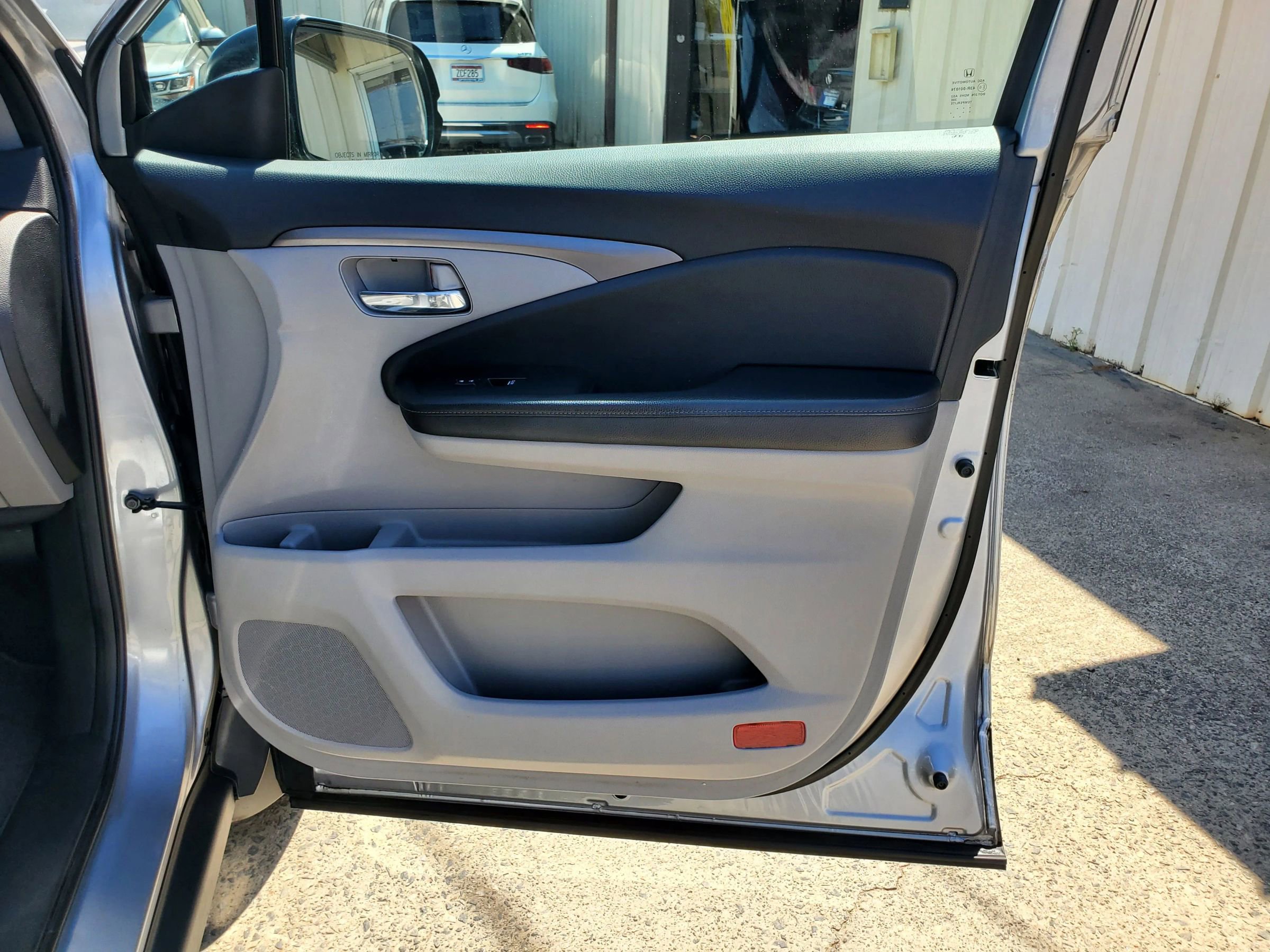 Used 2018 Honda Ridgeline RTL image 23