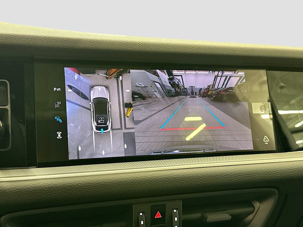 New 2026 Porsche Cayenne Coupe AWD/4WD image 17