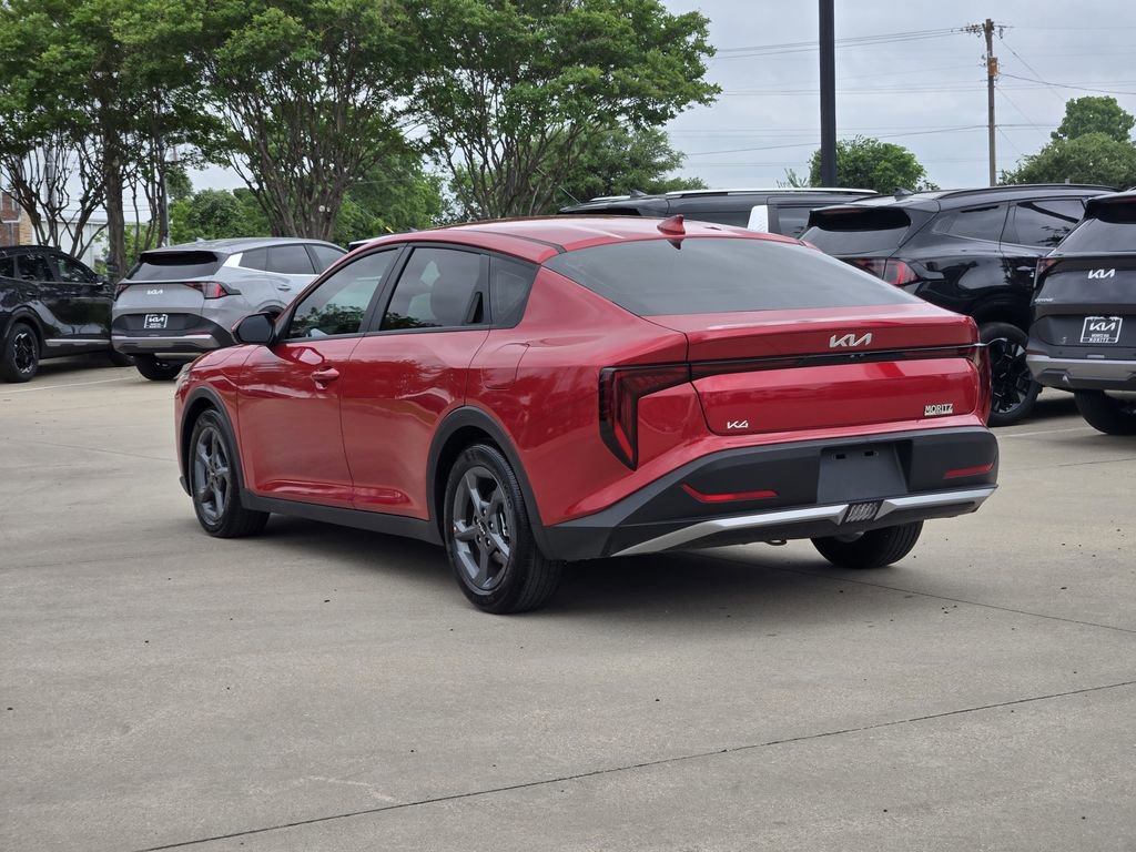Certified 2025 Kia K4 LXS image 3