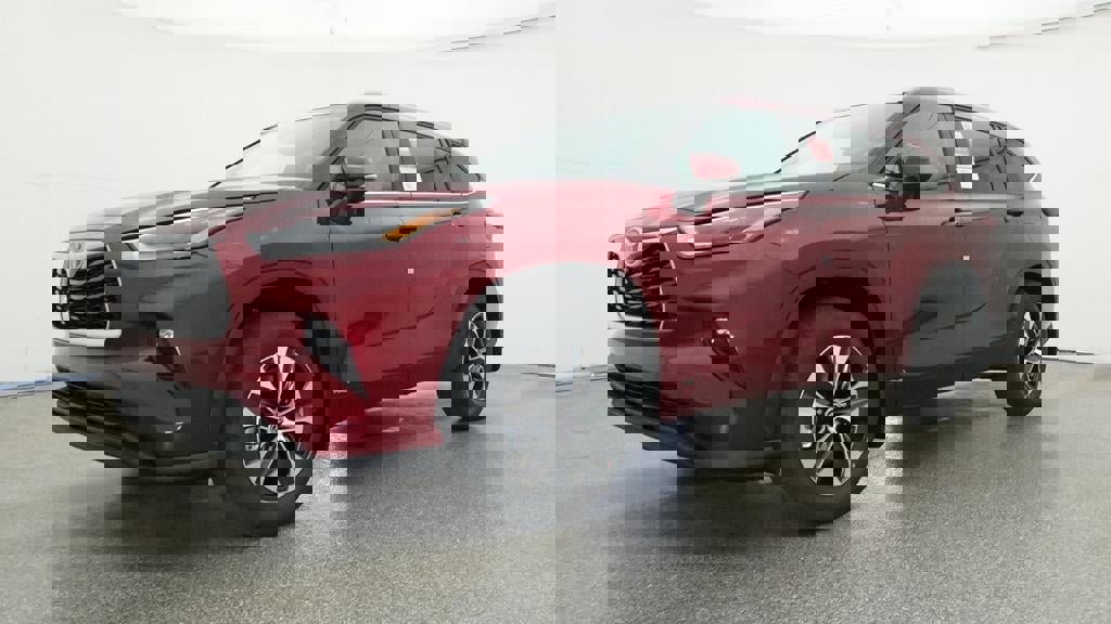 New 2026 Toyota Highlander XLE image 17