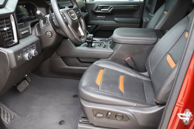 Used 2023 GMC Sierra 1500 AT4 w/ AT4 Premium Package AWD/4WD image 16