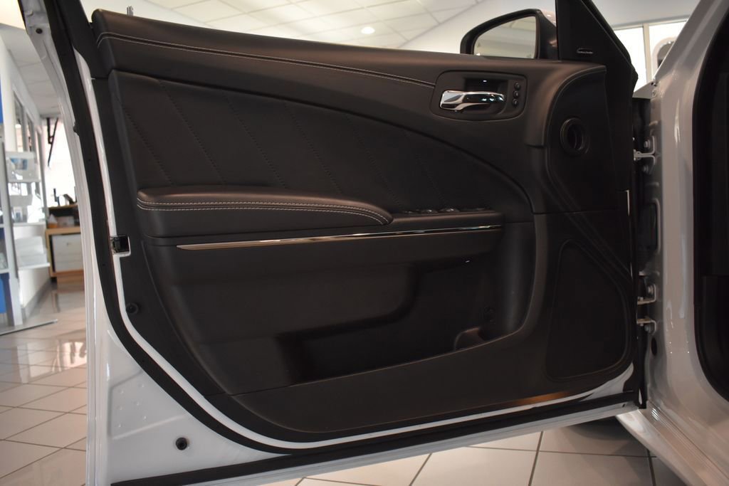 Used 2022 Dodge Charger SRT Hellcat w/ Harman/Kardon Audio Group RWD image 23
