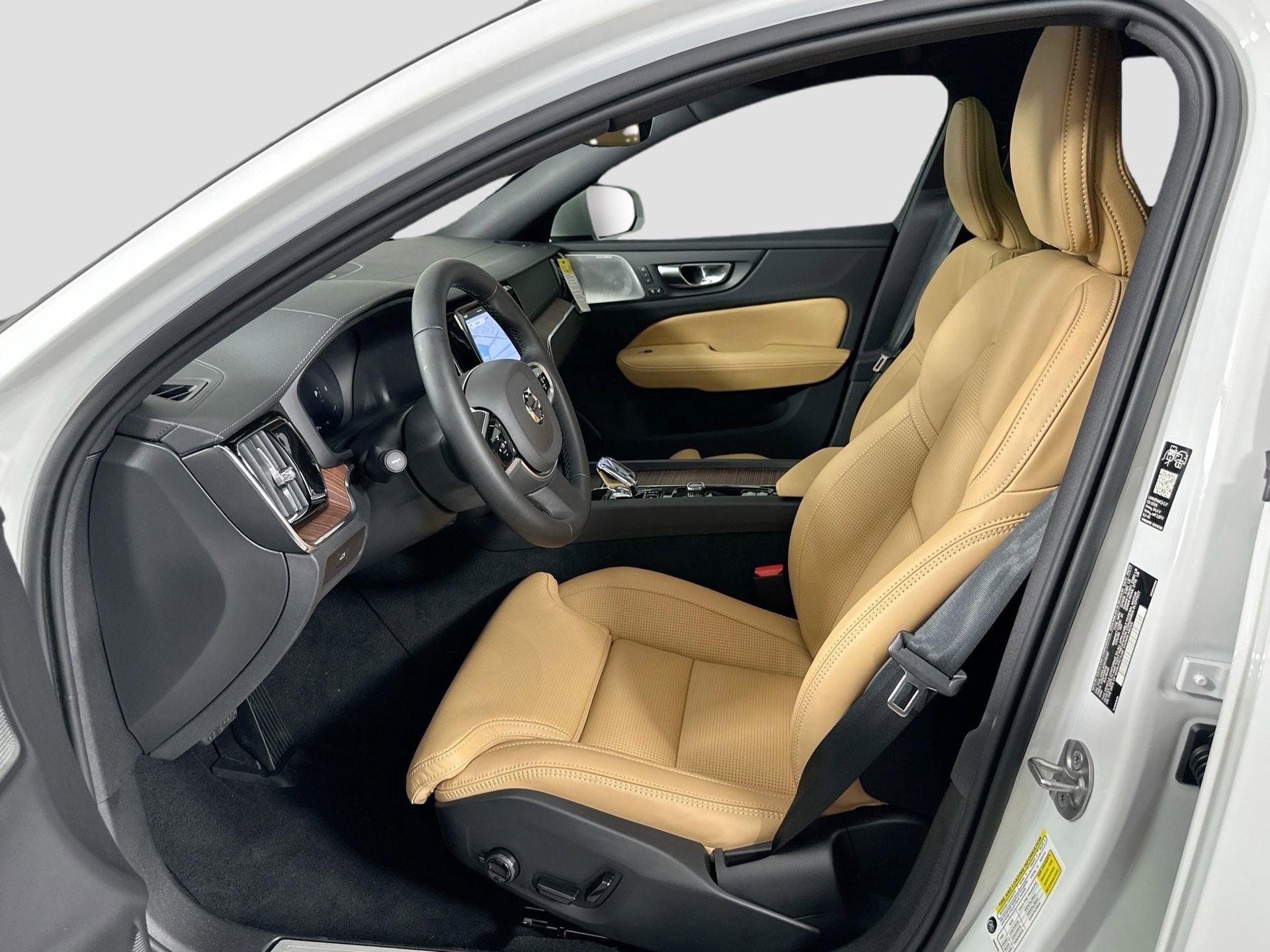 New 2026 Volvo V60 B5 Cross Country Ultra w/ Protection Package Premier image 23