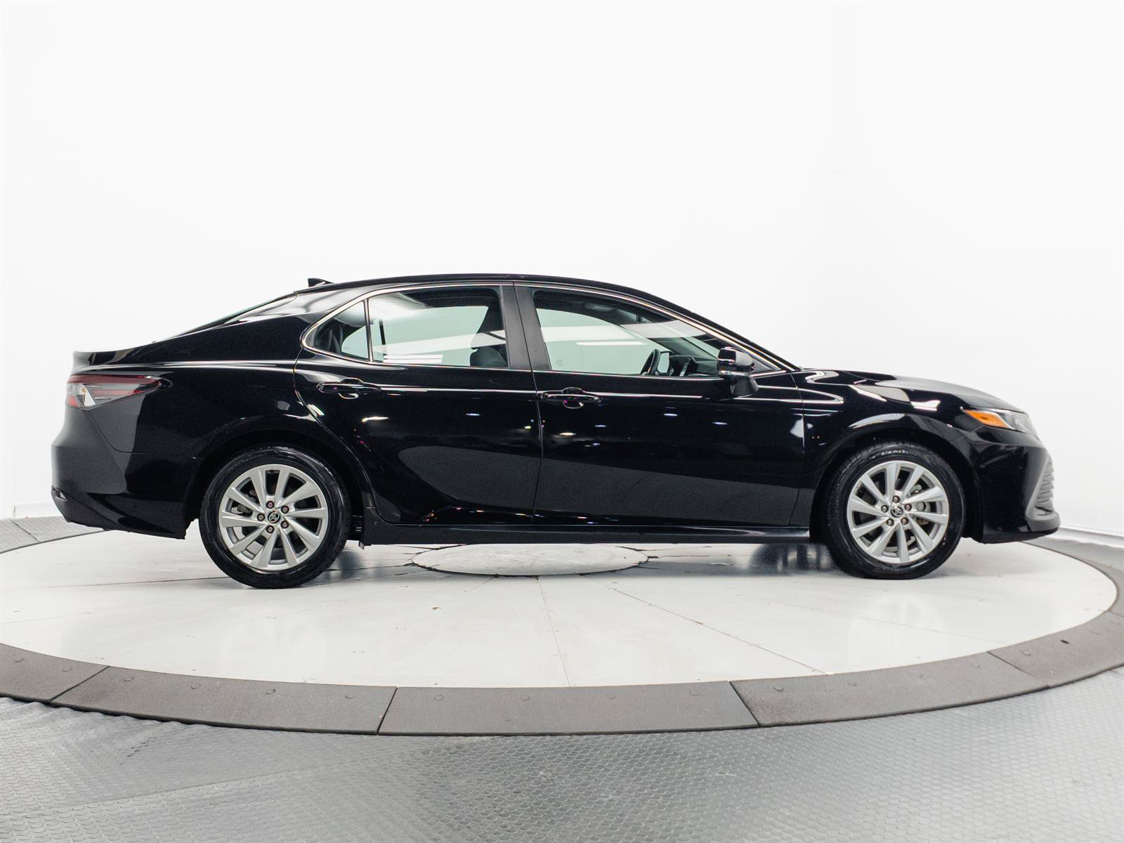 Certified 2024 Toyota Camry LE FWD image 14